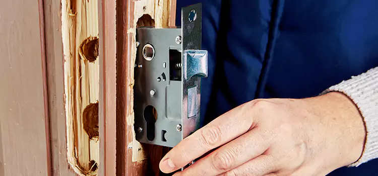 Garage Door Lock Replacement Oakland